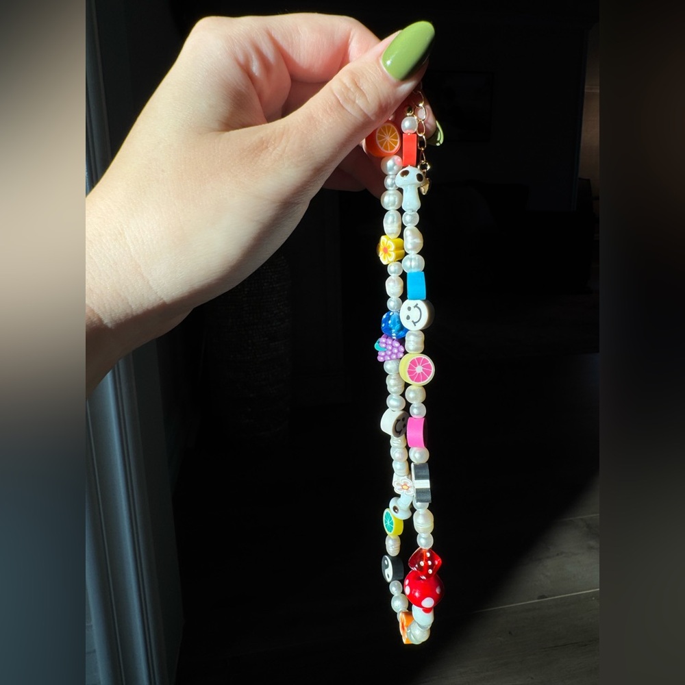 Y2K beaded choker necklace
